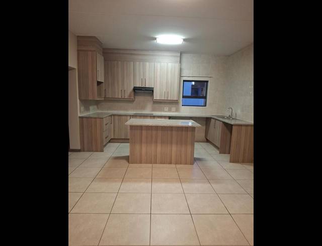 2 BEDROOM PROPERTY TO RENT IN VICTORY PARK